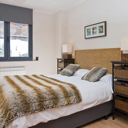 Floc Apartment *